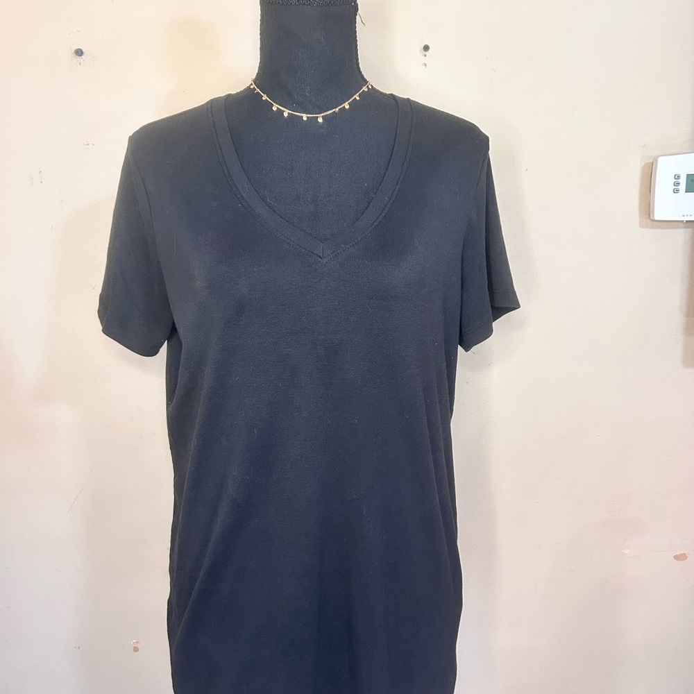 Eddie Bauer Classic Black V-Neck Women's Top size X-Large